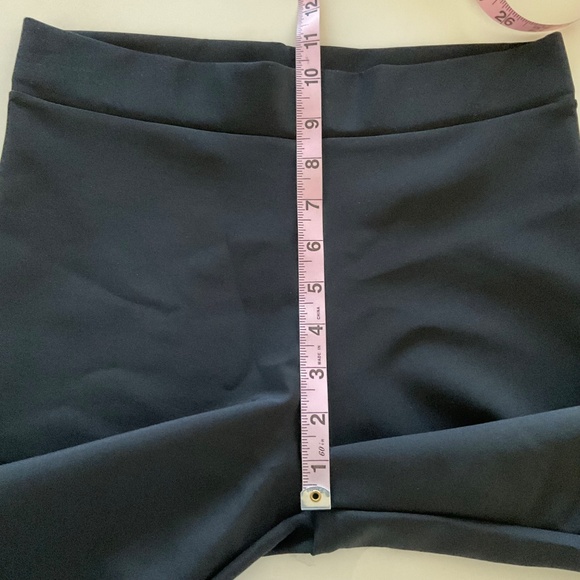 Wolford Scuba Leggings Sz M Black Slimming versatile look Quiet Luxury Stretch - Picture 10 of 11